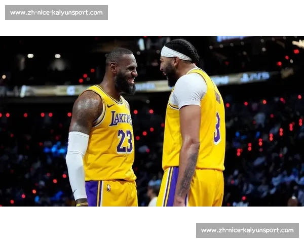 詹姆斯 4 万分里程碑壁纸：高清无码，速存！