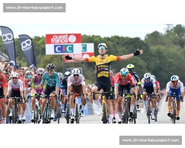 耐克重返职业车坛，携手维斯马车队开启环法新征程